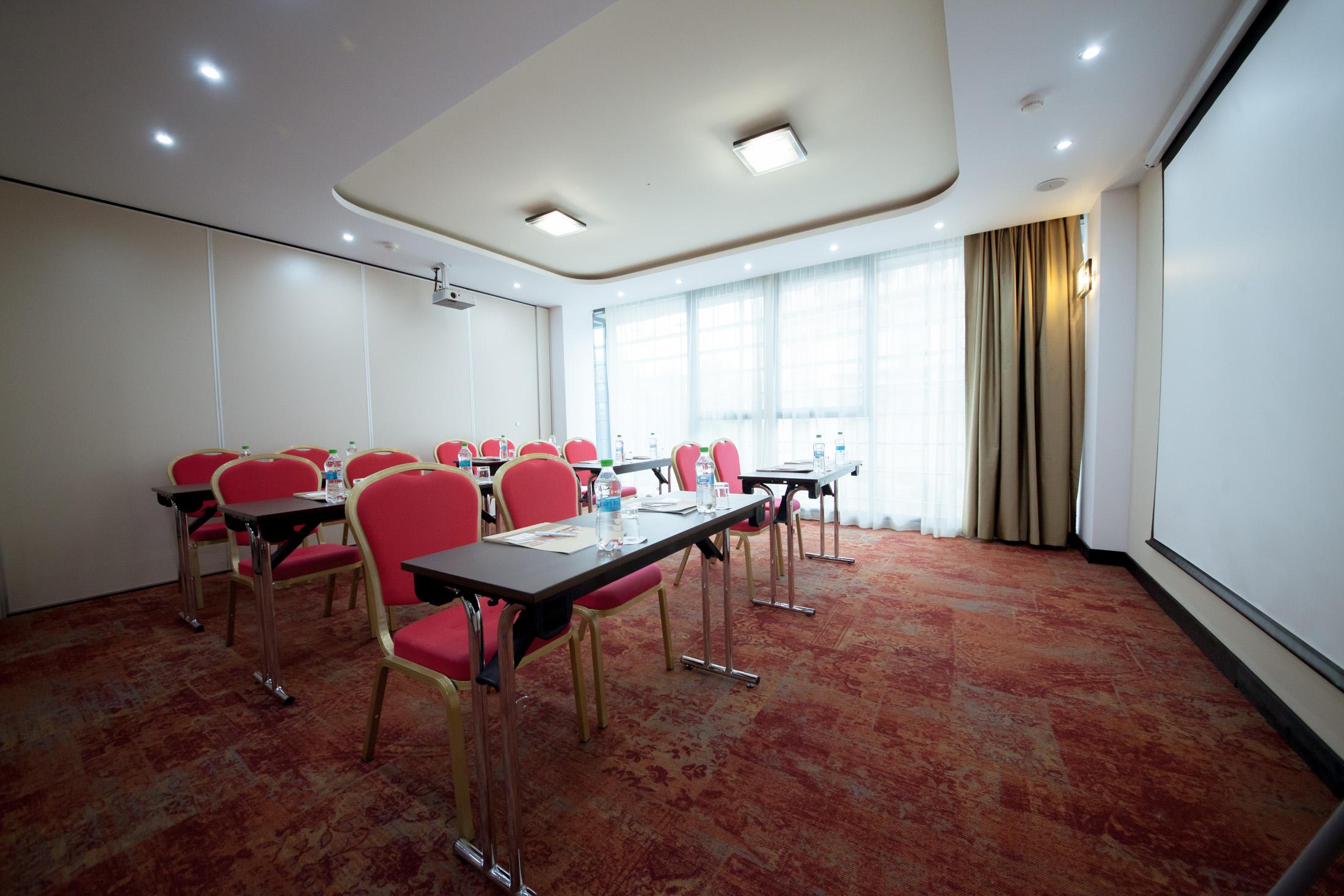 Leonardo Hotel Bucharest City Center Ngoại thất bức ảnh