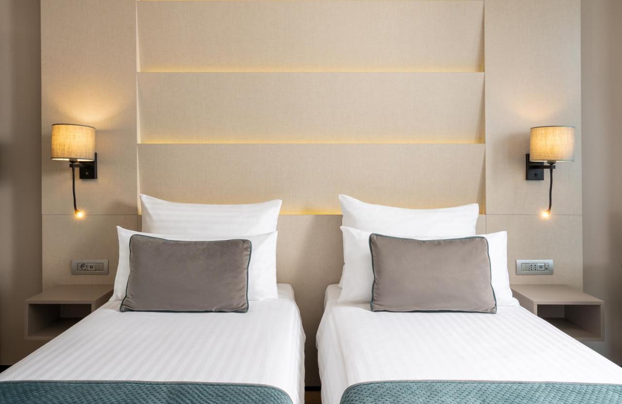 Leonardo Hotel Bucharest City Center Ngoại thất bức ảnh