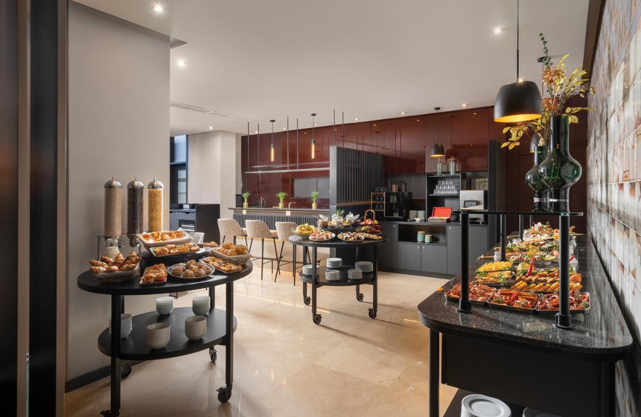 Leonardo Hotel Bucharest City Center Ngoại thất bức ảnh